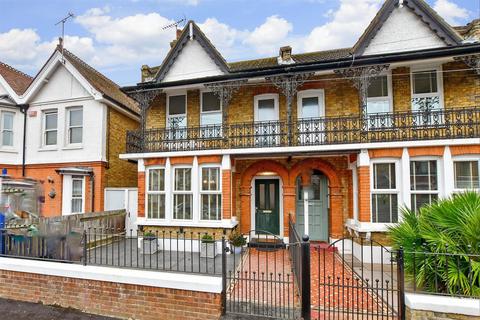 4 bedroom semi-detached house for sale - Swinburne Avenue, Broadstairs, Kent