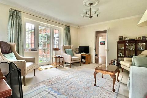 4 bedroom detached house for sale, Lymington Road, Milford on Sea, Lymington, Hampshire, SO41