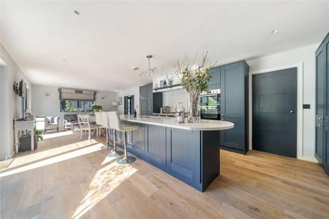 Kestor Bighton Road, Medstead, Alton, GU34 5ND