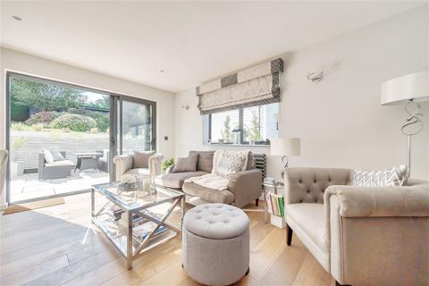 Kestor Bighton Road, Medstead, Alton, GU34 5ND