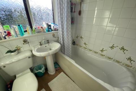 8 Bowden Close, Liverpool, L12 0LA