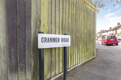 4 Cranmer Road, Hampton Hill, Hampton, TW12 1DW