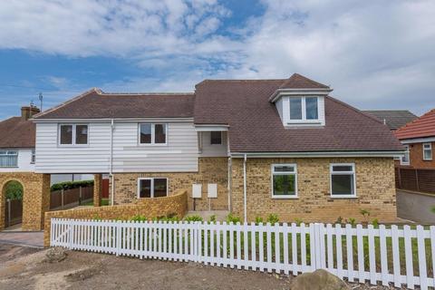 3 bedroom detached house for sale, Gordon Road, Whitstable, CT5