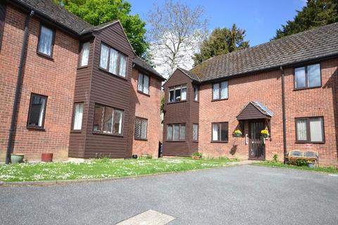 1 bedroom flat for sale - Hadham Road, Bishop's Stortford, Hertfordshire, CM23 2QR