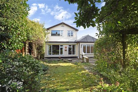 3 bedroom detached house for sale, Venmore Drive, Great Dunmow, Essex, CM6