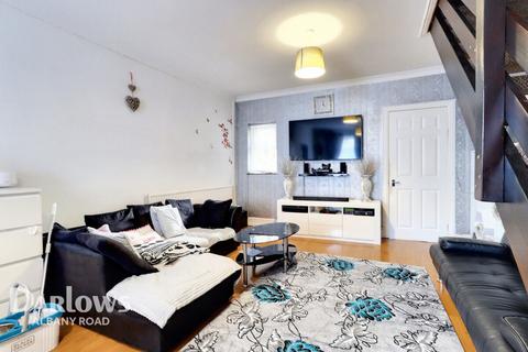 3 bedroom end of terrace house for sale, Clifton Street, Cardiff