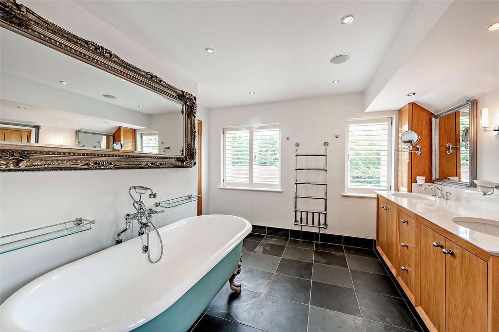 Ensuite Bathroom