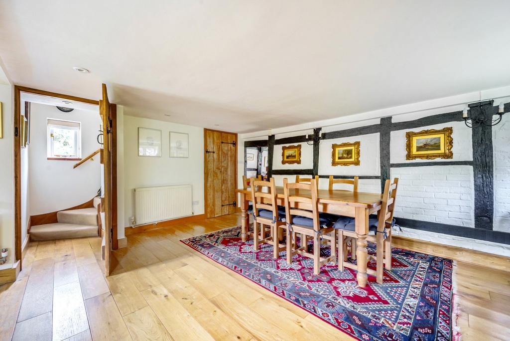 Kitchen/Dining