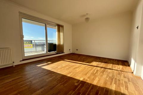 2 bedroom ground floor flat for sale, Eastern Esplanade, Southend-On-Sea, SS1