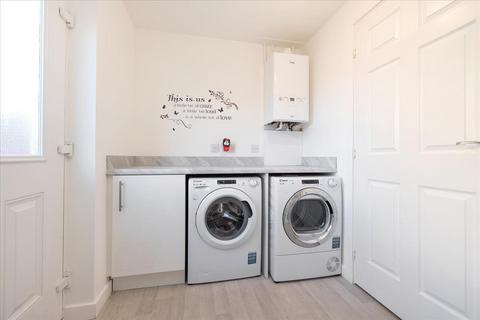 32 Limefield Gardens, Gorebridge, EH23 4RT