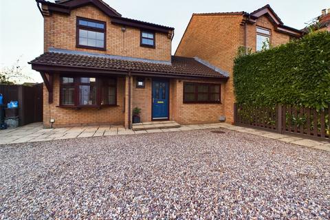 3 bedroom link detached house for sale, Chapel Gardens, Quedgeley, Gloucester, GL2