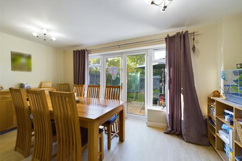 3 bedroom link detached house for sale, Chapel Gardens, Quedgeley, Gloucester, GL2