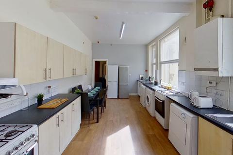 8 bedroom house to rent, 32 Church Street, Lenton, Nottingham, NG7 1SJ