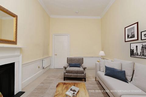 3 bedroom flat for sale, 4 Old Assembly Close, 172 High Street, Edinburgh, EH1 1QX