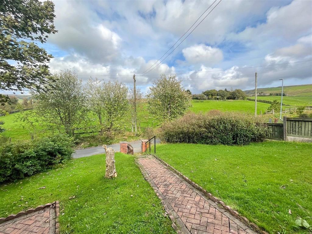 Ward Lane, Diggle, Saddleworth 3 bed detached bungalow for sale £400,000