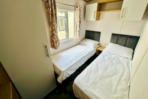 2 bedroom static caravan for sale, Rawcliffe Holiday Park, Wyreside PR3