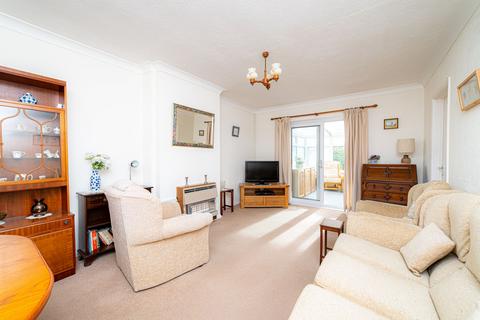 2 bedroom semi-detached bungalow for sale, Woodman Avenue, Whitstable, CT5