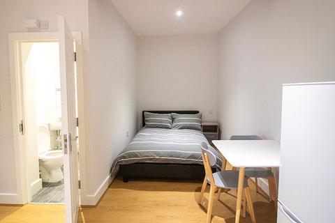 Studio to rent, Flat 3, 142a Mansfield Road, Nottingham, NG1 3HW