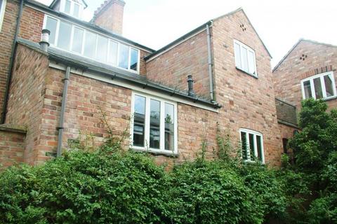 2 bedroom flat to rent, Flat 5, 224 North Sherwood Street, Nottingham, NG1 4EB