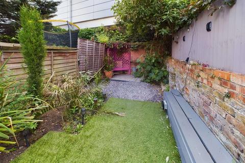 11 Erith Road, Bexleyheath, DA7 6BS