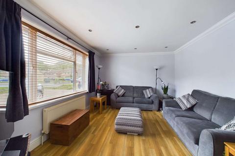 38 Eynsford Crescent, Bexley, DA5 3JF