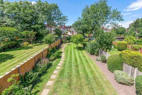 5 bedroom link detached house for sale, Hendon, London NW4 1AP