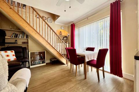 32 Hudson Road, Bexleyheath, DA7 4PQ