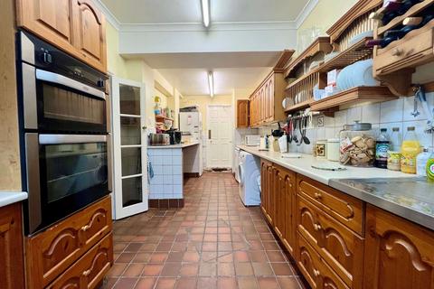 21 Sunland Avenue, Bexleyheath, DA6 8LP