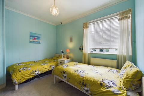 1 Heathfield Road, Bexleyheath, DA6 8NP