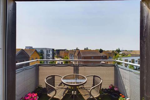 23 Silver Train Gardens, Dartford, DA1 5QD