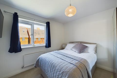 22 Rainbow Gardens, Dartford, DA1 5RF