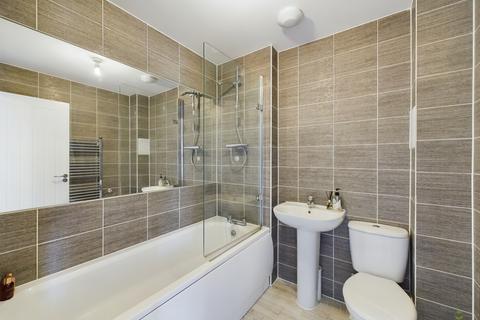 22 Rainbow Gardens, Dartford, DA1 5RF