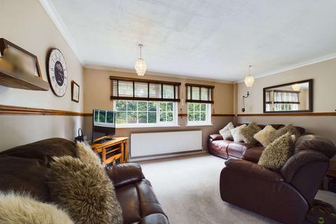 65 Upper Park Road, Belvedere, DA17 6EN