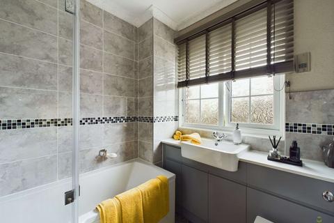 65 Upper Park Road, Belvedere, DA17 6EN