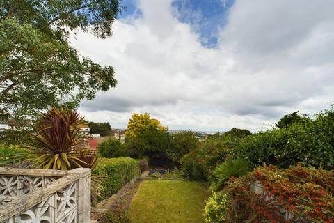 3 bedroom semi-detached house for sale, 3 Prospect Close, Belvedere