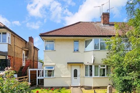 27 Shaftesbury Circle, South Harrow, Harrow, HA2 0AG