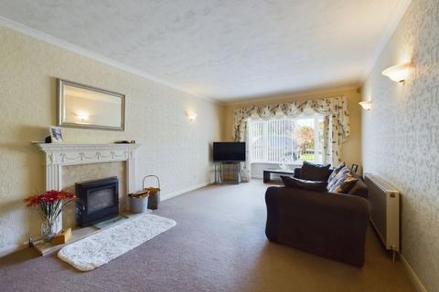 4 bedroom detached bungalow for sale - Teal Close, West Hunsbury, Northampton NN4 9XF
