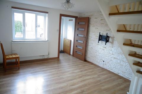 43 Charleston Close, Feltham, TW13 7LJ
