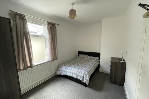 1 bedroom in a house share to rent, Bonville Tce, Swansea