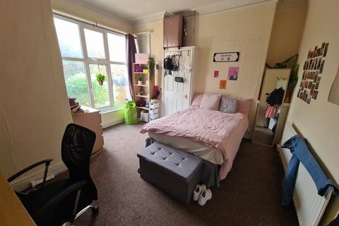 Ebberston Terrace, Leeds