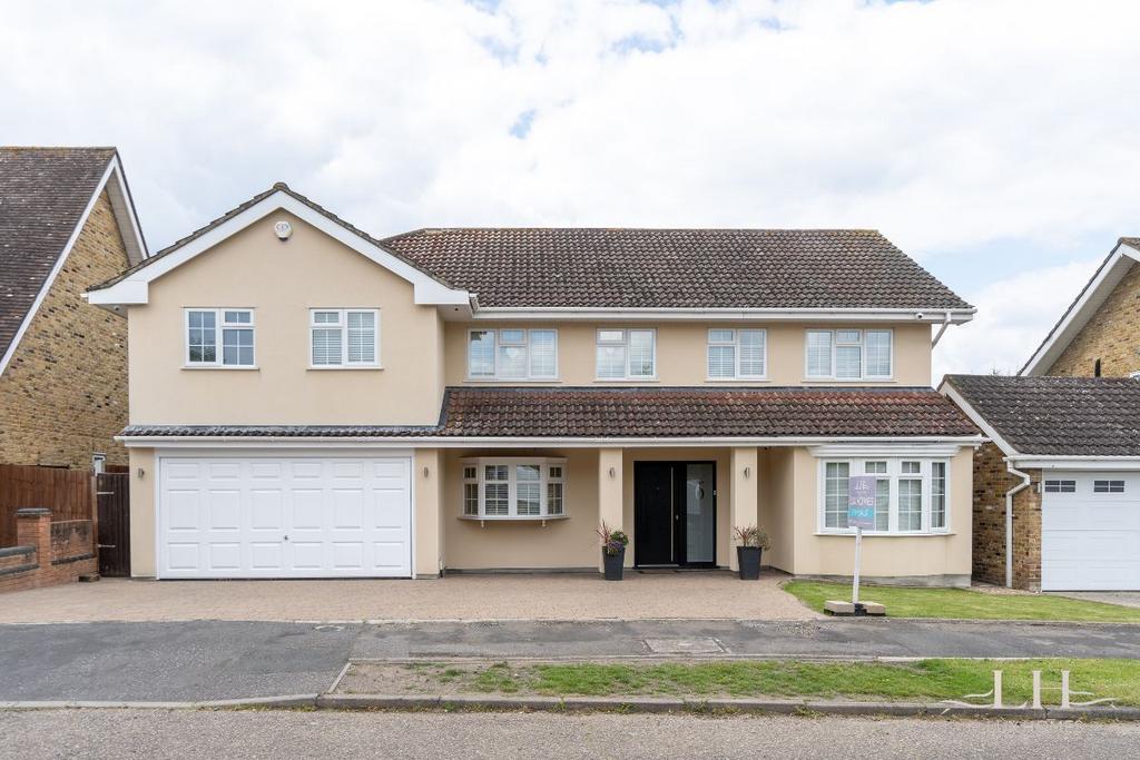 Fairlawns Close, Hornchurch 5 bed detached house for sale £1,200,000