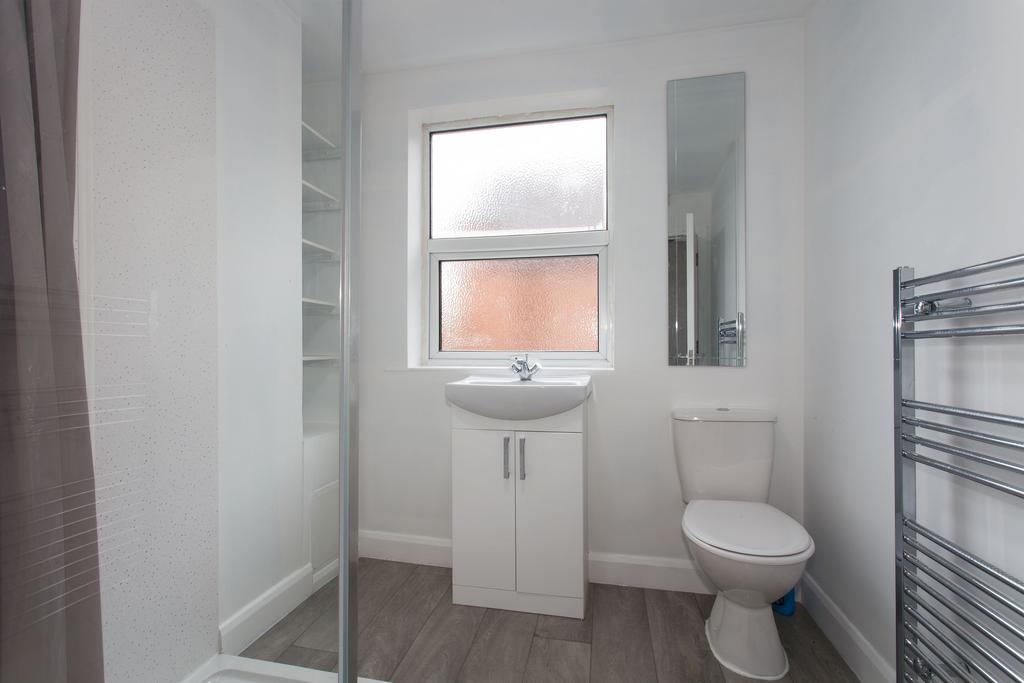 Washroom 4