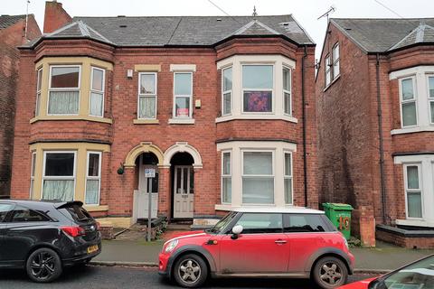 10 Willoughby Avenue, Lenton, Nottingham, NG7 2EP