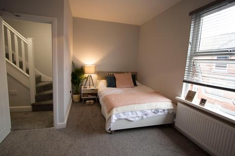 5 bedroom house to rent, 16 Watkin Street, City Centre, Nottingham, NG3 1DL