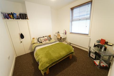 undefined, 7 Grimsby Terrace, City Centre, Nottingham, NG3 1DN