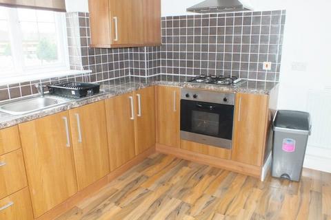 3 bedroom flat to rent, Flat 3, Bawas Place, 205 Alfreton Road, Radford, Nottingham, NG7 3NW