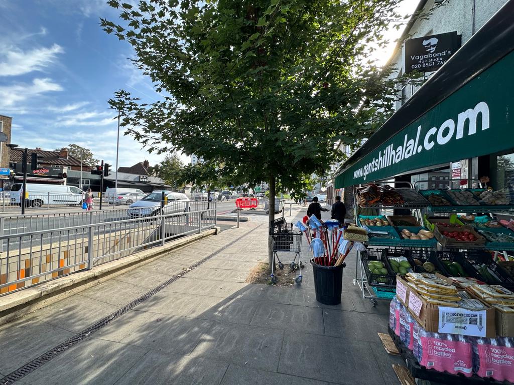 Woodford Avenue, Essex, IG2 Property for sale £130,000