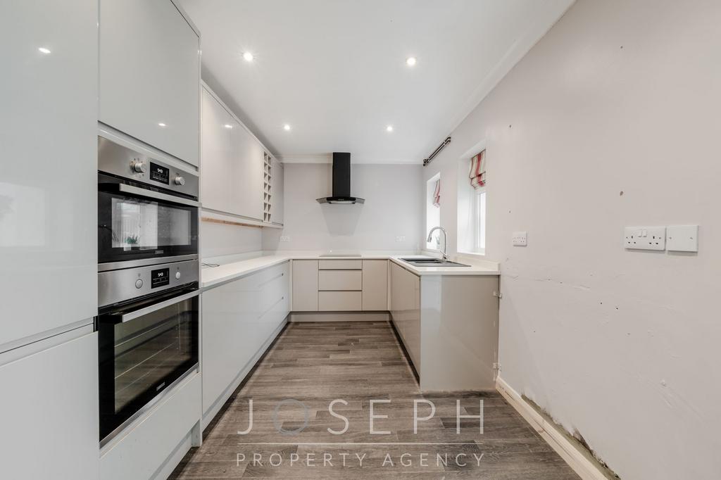 Selkirk Road, Ipswich, IP4 3 bed terraced house for sale £280,000