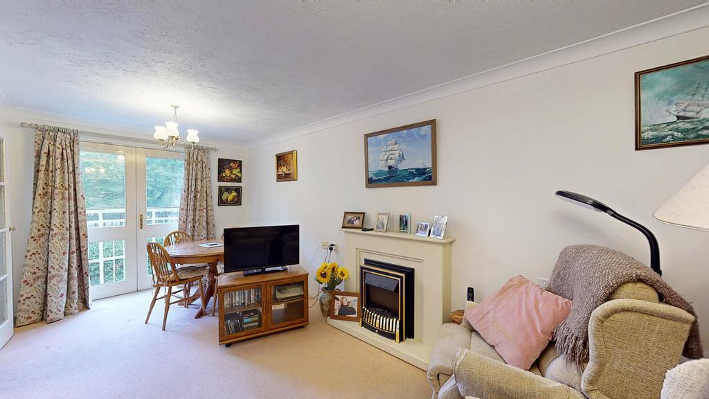 St Chads Court, St Chad's Road, Far Headingley, Leeds, West Yorkshire 1 bed apartment for sale