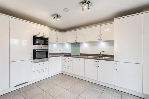 2 bedroom flat for sale, Heene Road, West Sussex BN11